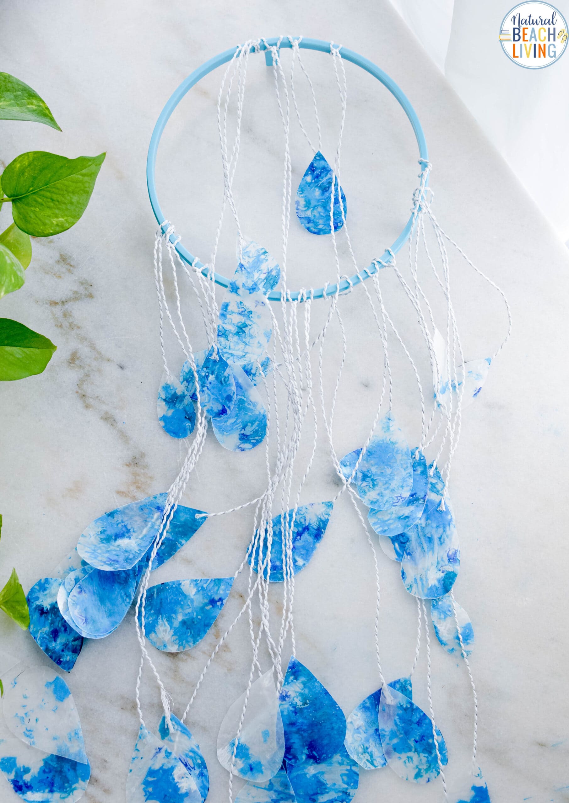 Recycled Crayon Rain Cloud Craft.