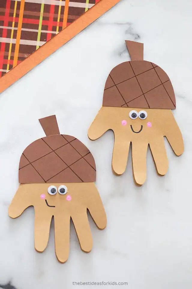 Little Acorn Craft by Simple Everyday Mom