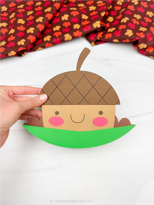 Flower Pot Acorn Craft by The Soccer Mom Blog