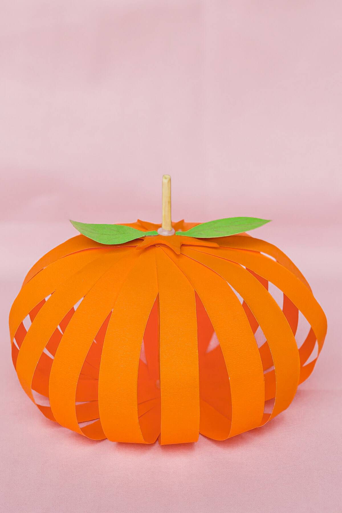Paper Strip 3D Pumpkin Craft by Mommy Made That